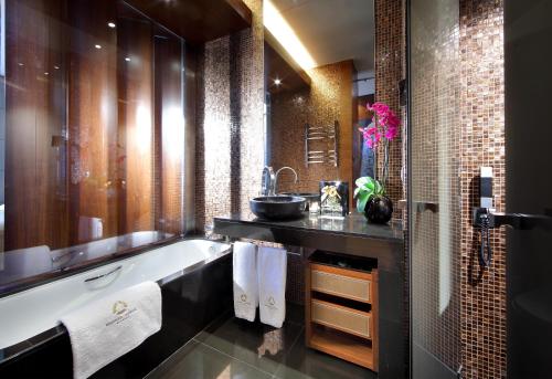 Eurostars Madrid Tower 2